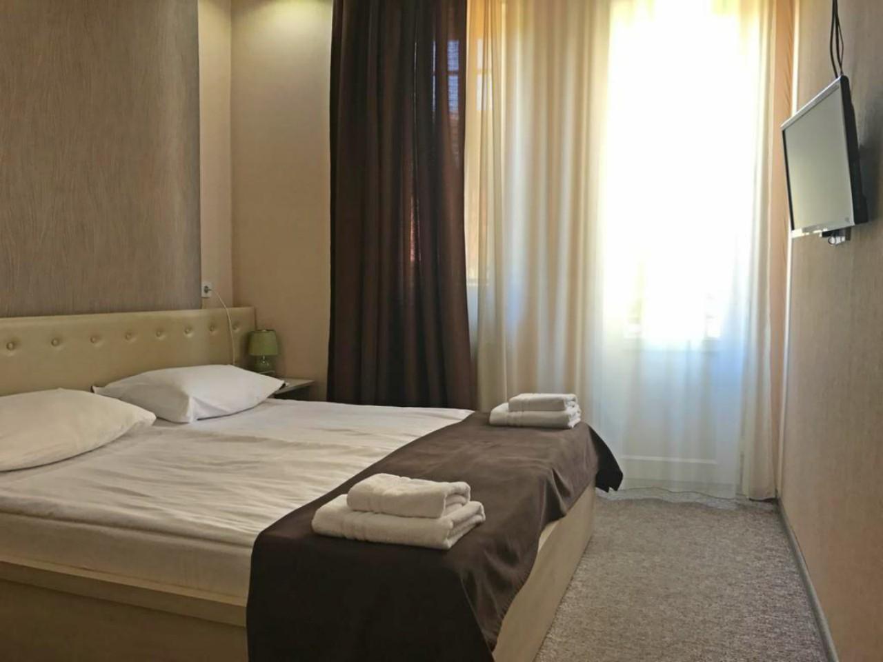 Tbiliseli Inn Тбилиси Екстериор снимка