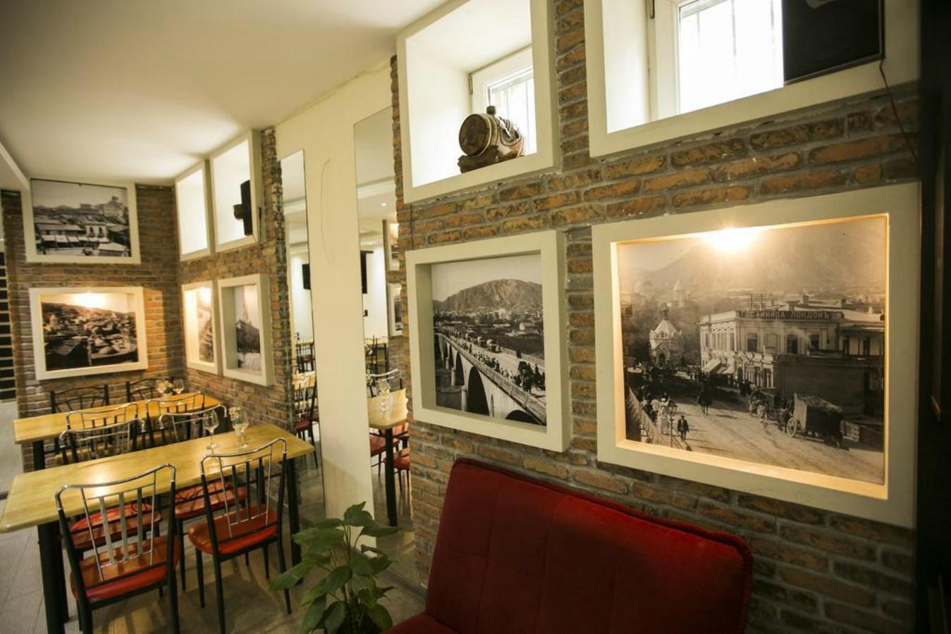 Tbiliseli Inn Тбилиси Екстериор снимка