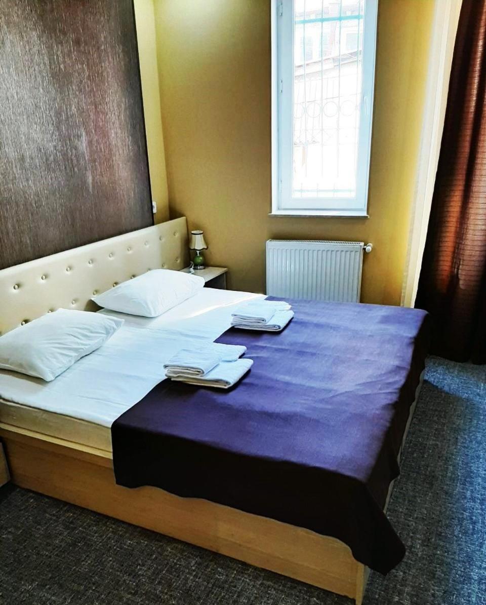 Tbiliseli Inn Тбилиси Екстериор снимка