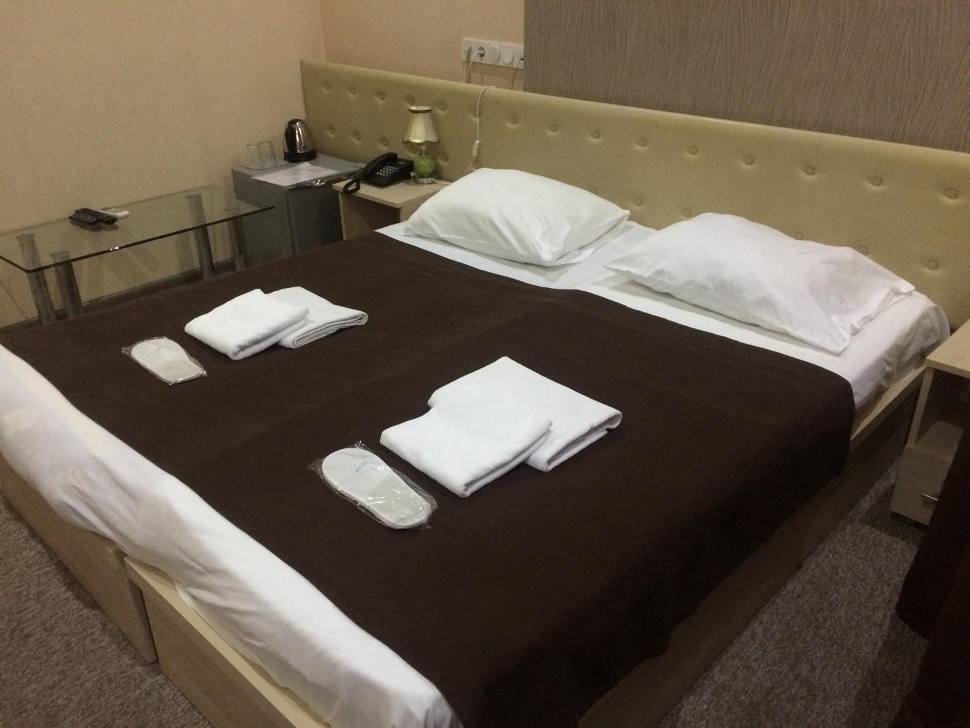 Tbiliseli Inn Тбилиси Екстериор снимка