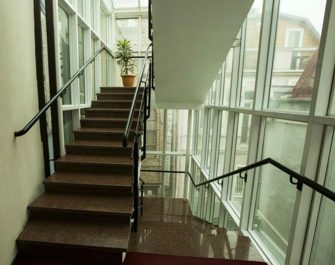 Tbiliseli Inn Тбилиси Екстериор снимка