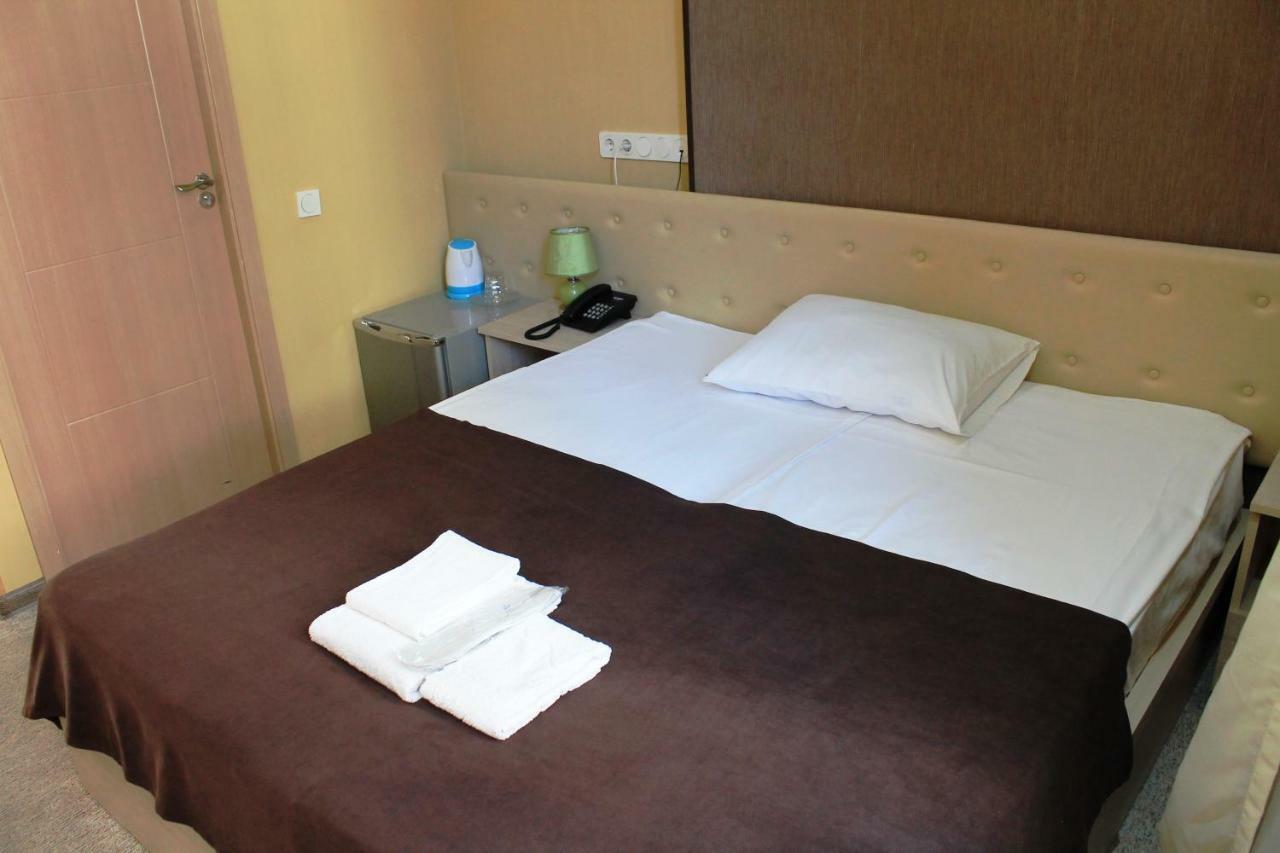 Tbiliseli Inn Тбилиси Екстериор снимка